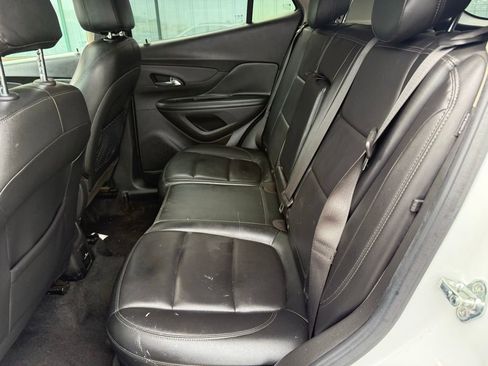 Used 2019 Buick Encore Essence FWD image 9