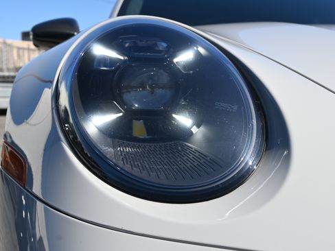 Used 2022 Porsche 911 Turbo S AWD/4WD image 21