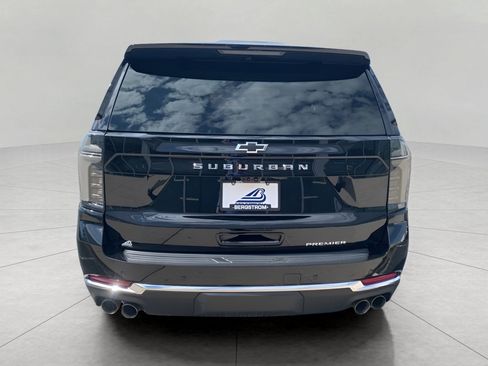 Used 2025 Chevrolet Suburban Premier AWD/4WD image 6