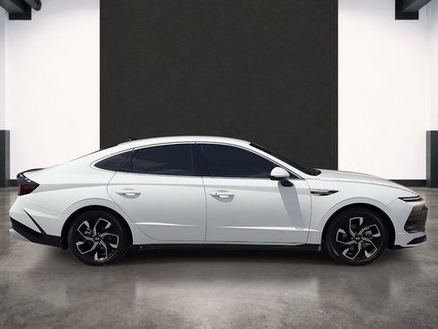 Used 2024 Hyundai Sonata SEL FWD image 5