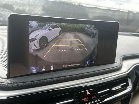 Used 2025 Acura MDX SH-AWD image 26