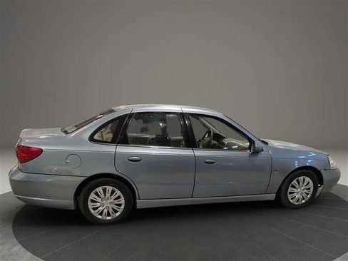Used 2003 Saturn L-Series L200 image 6