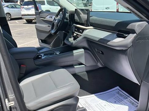 New 2026 Ford Explorer Active w/ Active Comfort Package RWD image 11