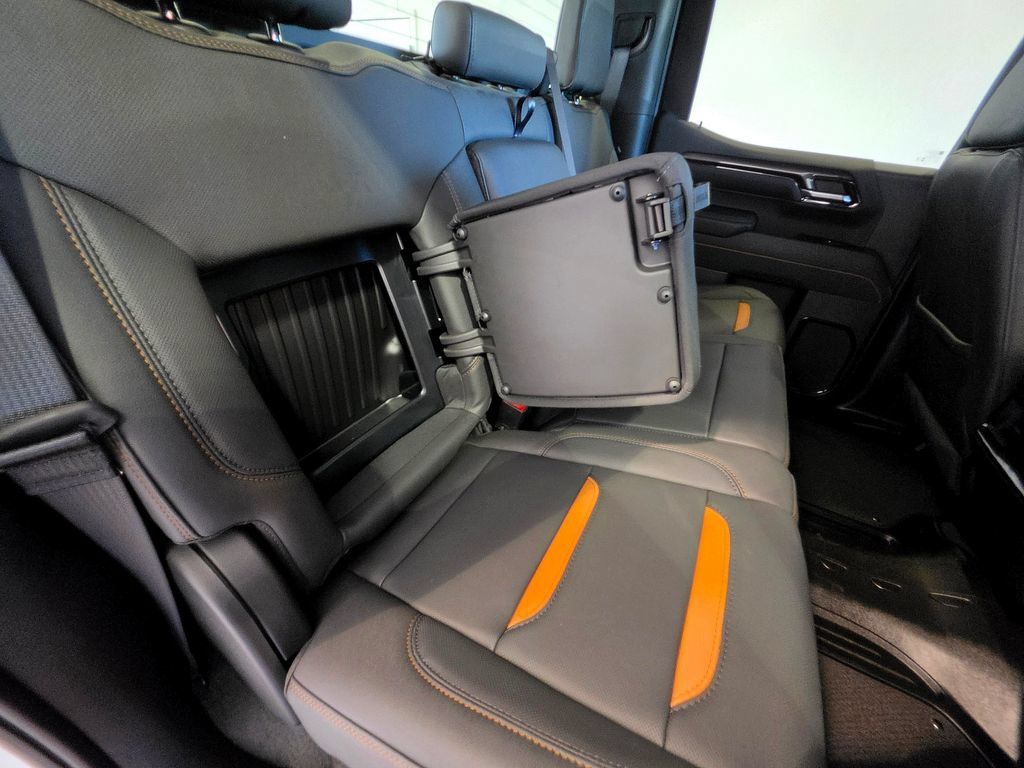 Used 2025 GMC Sierra 1500 AT4 AWD/4WD image 66