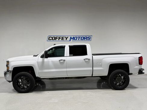 Used 2015 Chevrolet Silverado 2500 LTZ w/ Duramax Plus Package AWD/4WD image 3