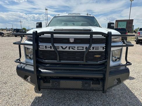 Used 2023 Chevrolet Silverado 2500 Custom w/ Custom Value Package AWD/4WD image 3