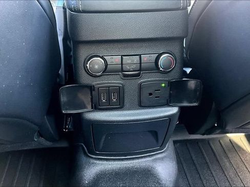 Used 2019 Ford Explorer Platinum AWD/4WD image 16