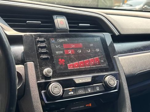 Used 2021 Honda Civic Sport image 21