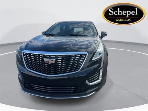 Used 2024 Cadillac XT5 Premium Luxury image 3