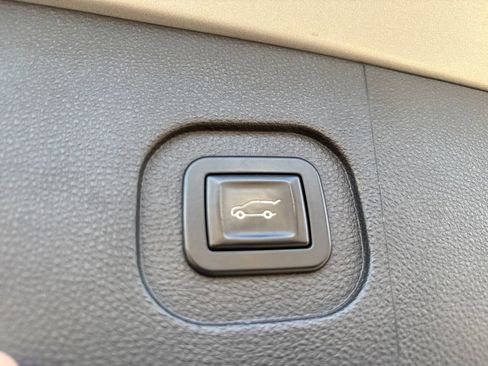 Used 2015 GMC Terrain SLT w/ Chrome Appearance Package image 35