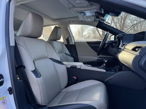 Used 2019 Lexus ES 350 w/ Premium Package image 19