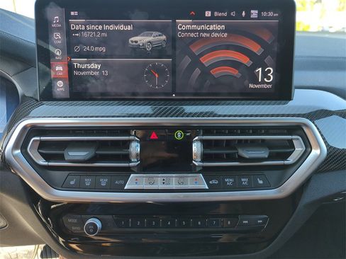 Used 2024 BMW X4 M40i image 29