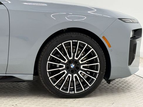 New 2026 BMW 740i w/ Premium Package RWD image 13