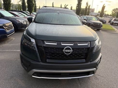 Used 2025 Nissan Pathfinder Rock Creek AWD/4WD image 2