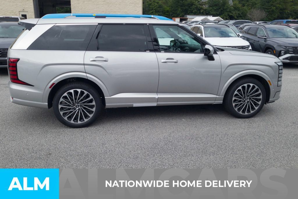 Used 2026 Hyundai Palisade Calligraphy FWD image 4