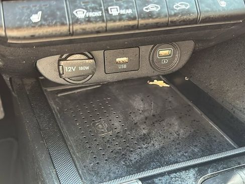 Used 2023 Hyundai Elantra SEL w/ Convenience Package image 26