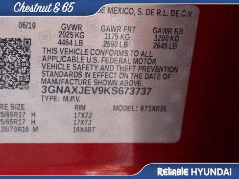 Used 2019 Chevrolet Equinox LT w/ Driver Convenience Package FWD image 41