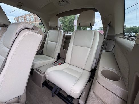 Used 2011 Volvo XC90 3.2 AWD/4WD image 24