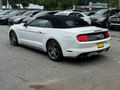 Used 2017 Ford Mustang Premium RWD image 8