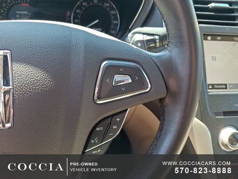 Used 2017 Lincoln MKC Select w/ Select Plus Package AWD/4WD image 23
