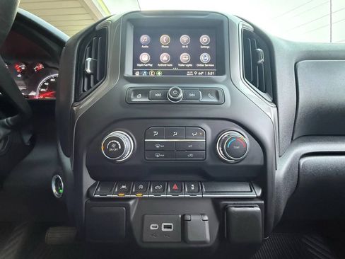 Used 2022 Chevrolet Silverado 1500 Custom AWD/4WD image 24