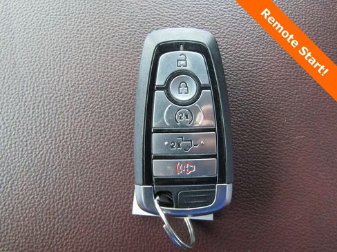 Used 2022 Ford F150 Lariat w/ Equipment Group 502A High image 23