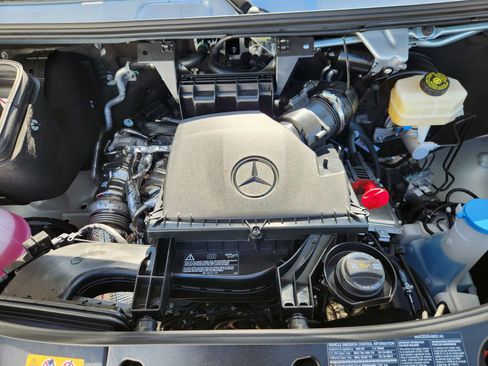 New 2025 Mercedes-Benz Sprinter 2500 image 21