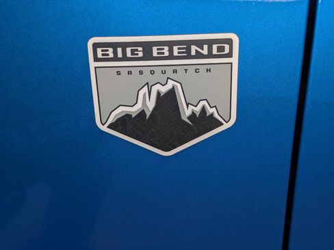 Used 2022 Ford Bronco Big Bend w/ Sasquatch Package AWD/4WD image 13