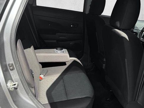 Used 2021 Mitsubishi Outlander Sport ES FWD image 17