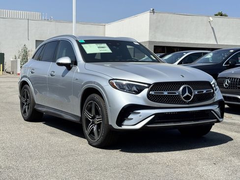 New 2025 Mercedes-Benz GLC 350e 4MATIC image 2