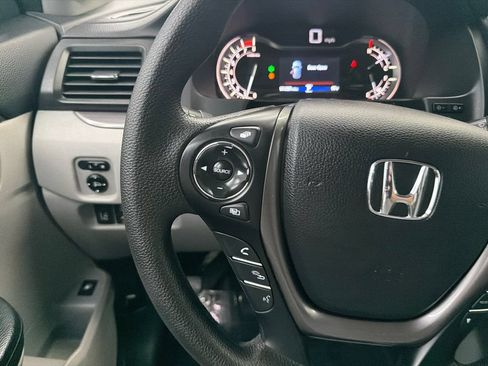 Used 2016 Honda Pilot EX image 23