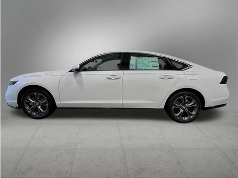 New 2026 Honda Accord EX-L image 2