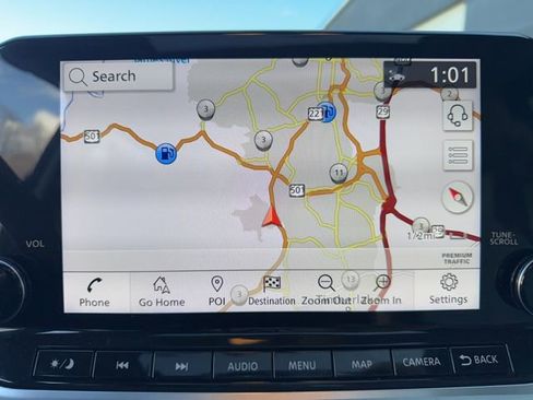 Used 2023 Nissan Rogue SL w/ SL Premium Package image 26