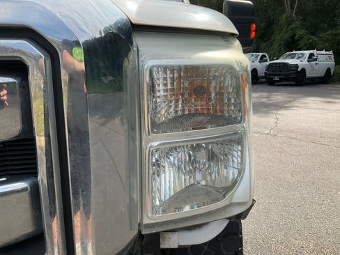 Used 2014 Ford F250 XLT image 25