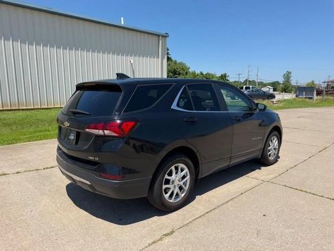 Used 2024 Chevrolet Equinox LT AWD/4WD image 3