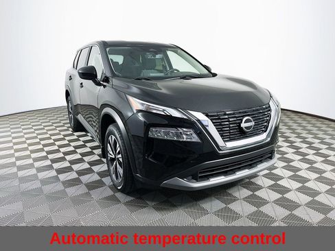 Certified 2023 Nissan Rogue SV AWD/4WD image 3