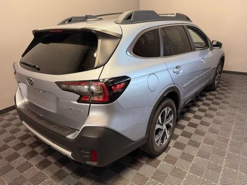 Used 2022 Subaru Outback Limited AWD/4WD image 8
