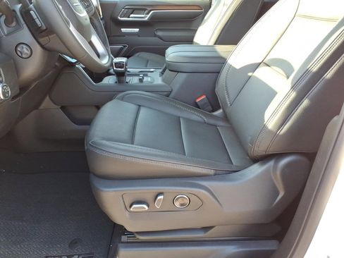 New 2026 GMC Sierra 1500 Denali w/ Denali Reserve Package image 13