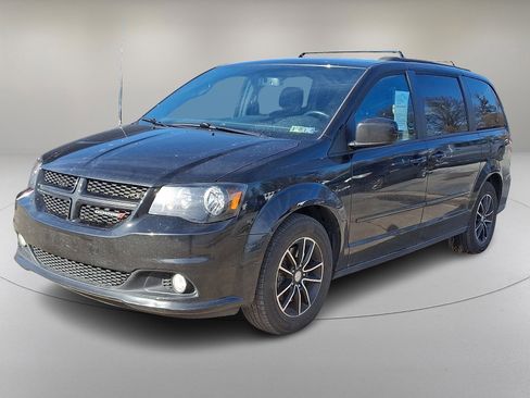 Used 2017 Dodge Grand Caravan GT image 5