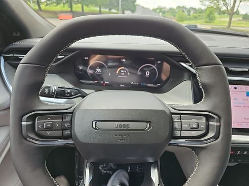 New 2026 Jeep Cherokee Laredo AWD/4WD image 21