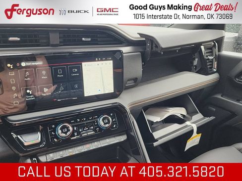 New 2026 GMC Sierra 2500 AT4 w/ AT4 Premium Plus Package AWD/4WD image 37