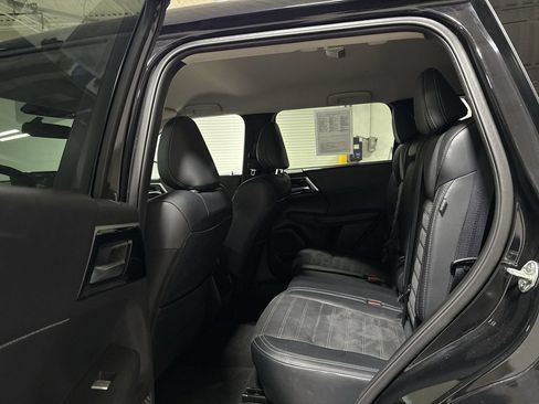 Used 2024 Mitsubishi Outlander SE FWD image 22
