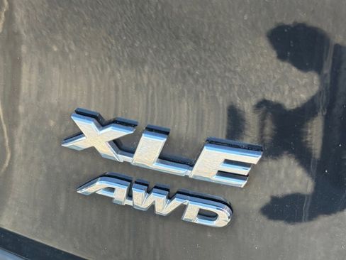 Used 2021 Toyota RAV4 XLE w/ Convenience Package AWD/4WD image 30