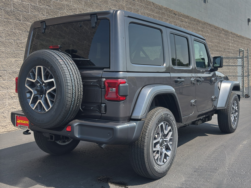 New 2026 Jeep Wrangler Unlimited Sahara w/ Safety Group AWD/4WD image 6