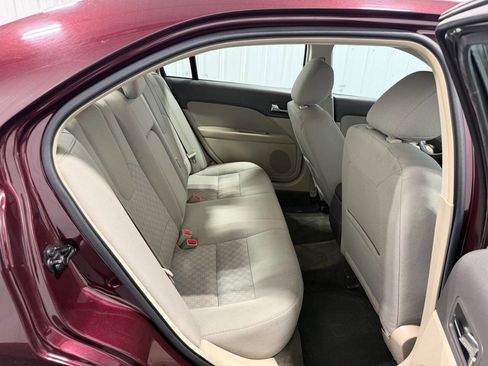 Used 2012 Ford Fusion SE FWD image 12