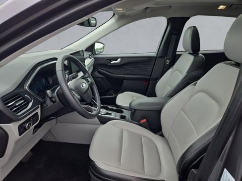 Used 2023 Ford Escape Platinum AWD/4WD image 11