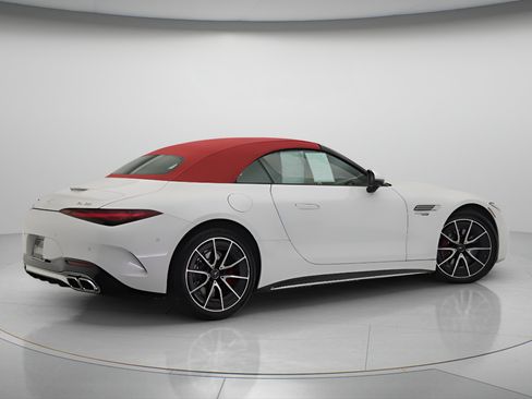 Certified 2023 Mercedes-Benz SL 55 AMG 4MATIC image 4