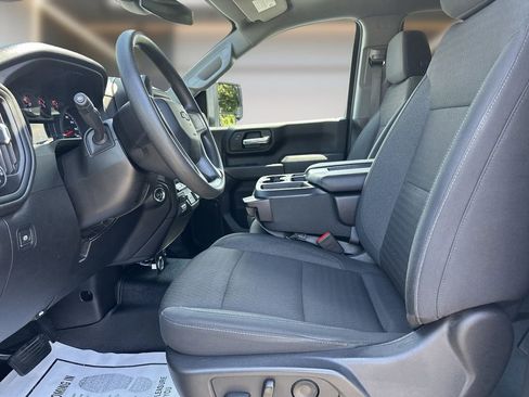 Used 2025 Chevrolet Silverado 2500 Custom w/ Custom Convenience Package AWD/4WD image 12