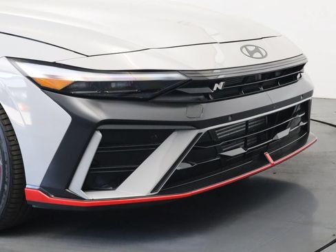 Used 2025 Hyundai Elantra N FWD image 9