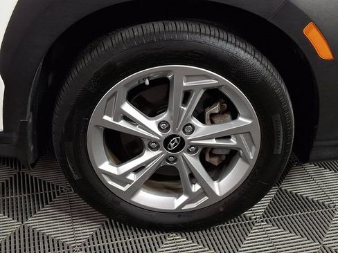 Used 2023 Hyundai Kona SEL w/ Cargo Package AWD/4WD image 11